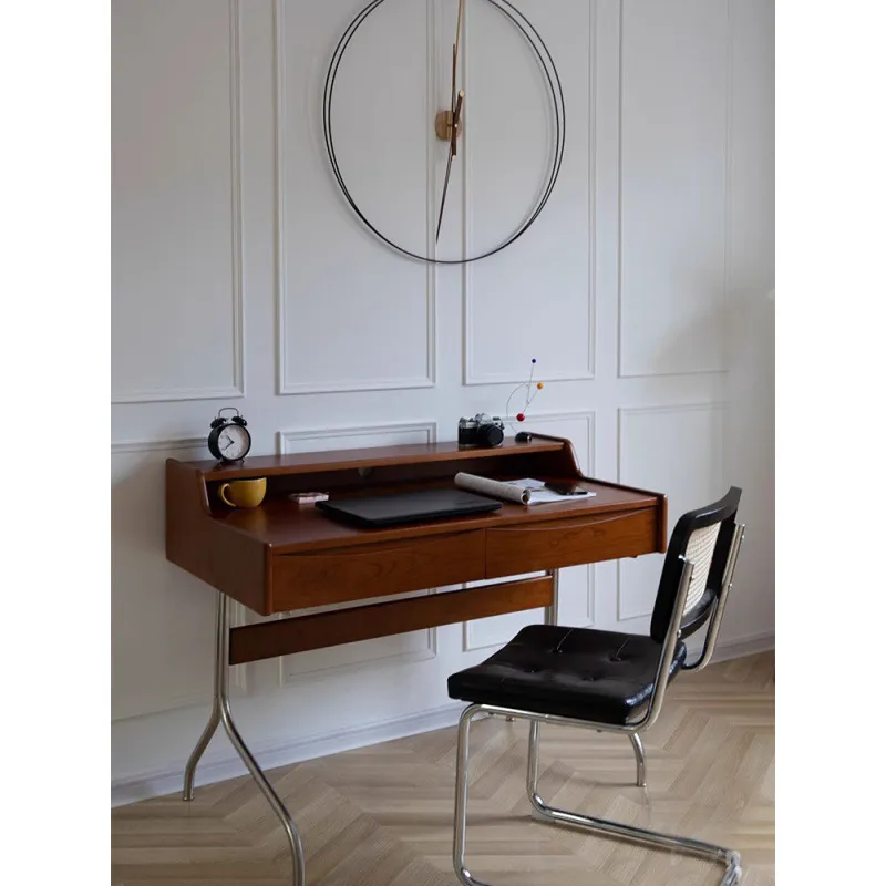 Retro biurko z litego drewna,  – Retro Gaming Desk Setup recenzja i cena